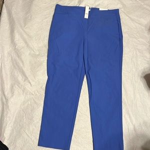 New with Tags Chicos So Slimming Brigitte Slim leg pants. Size 2.5, US size 14R